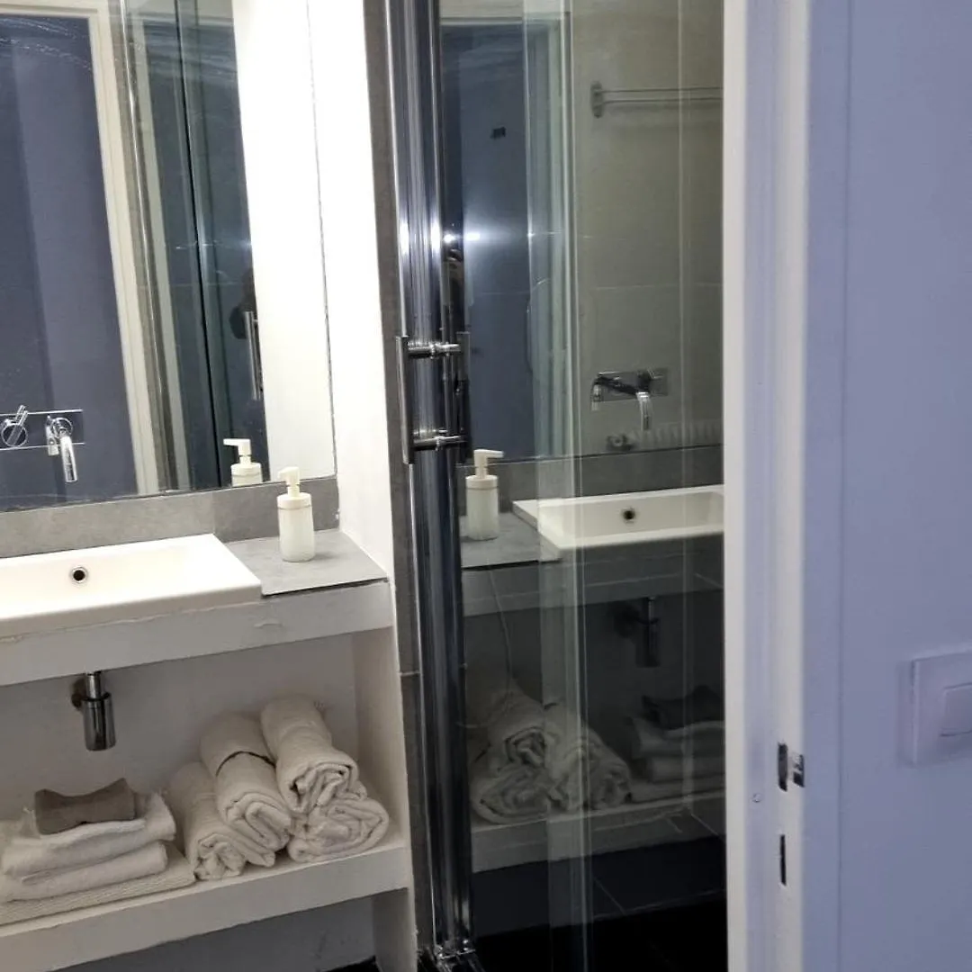 Appart'Chic Paris Apartment
